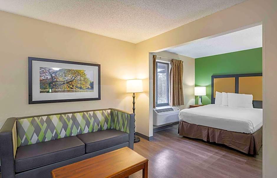 Extended Stay America Suites - Omaha - West