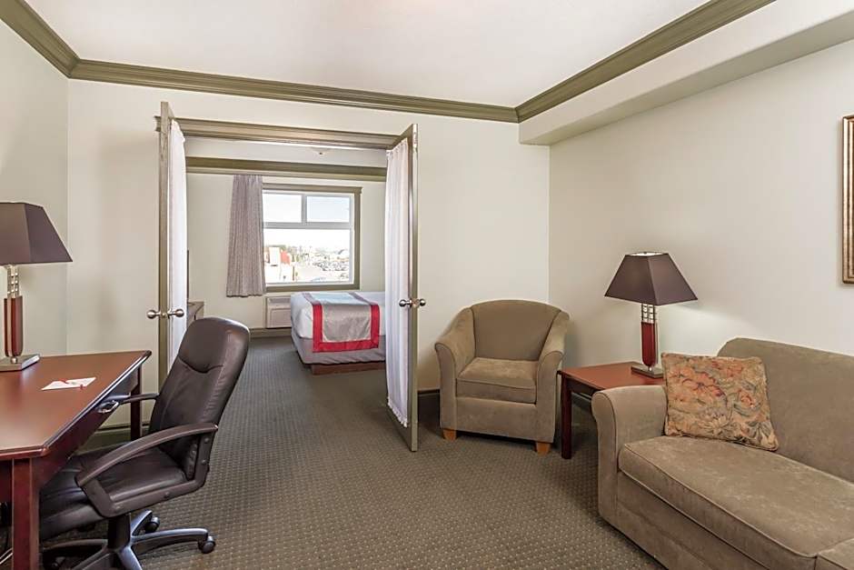 Ramada by Wyndham Hinton