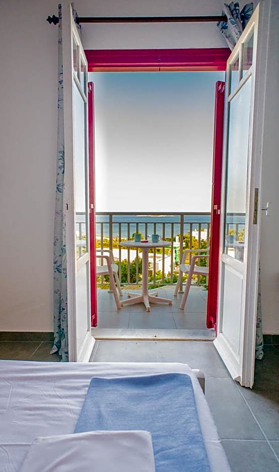 Ostria Hotel & Apartments