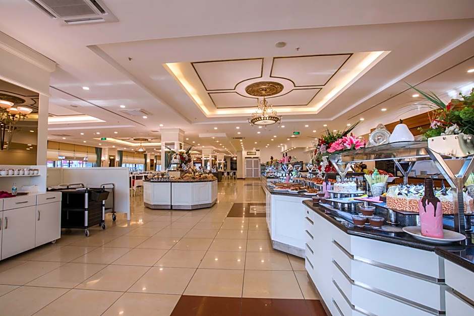 MIRA MERIDIA BEACh RESORT HOTEL