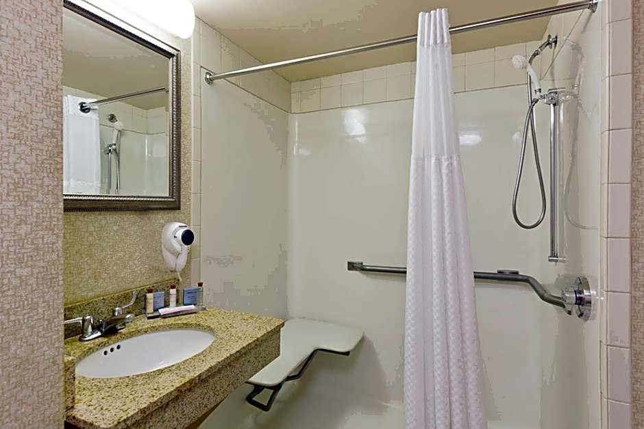 Wingate By Wyndham Charlotte Airport I-85/I-485