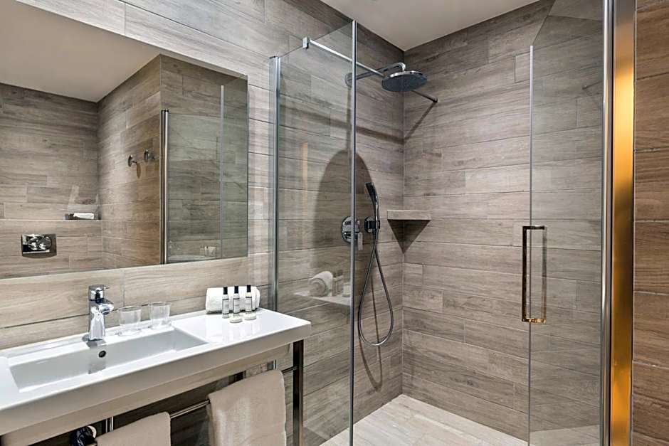 Best Western Hotel Du Roy D'Aragon