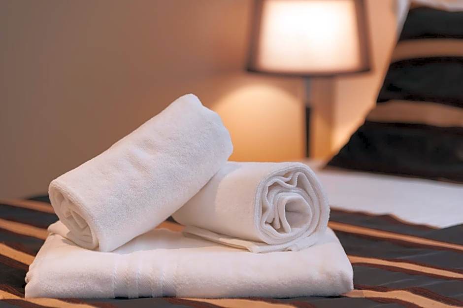 Residence by Vestibul Palace