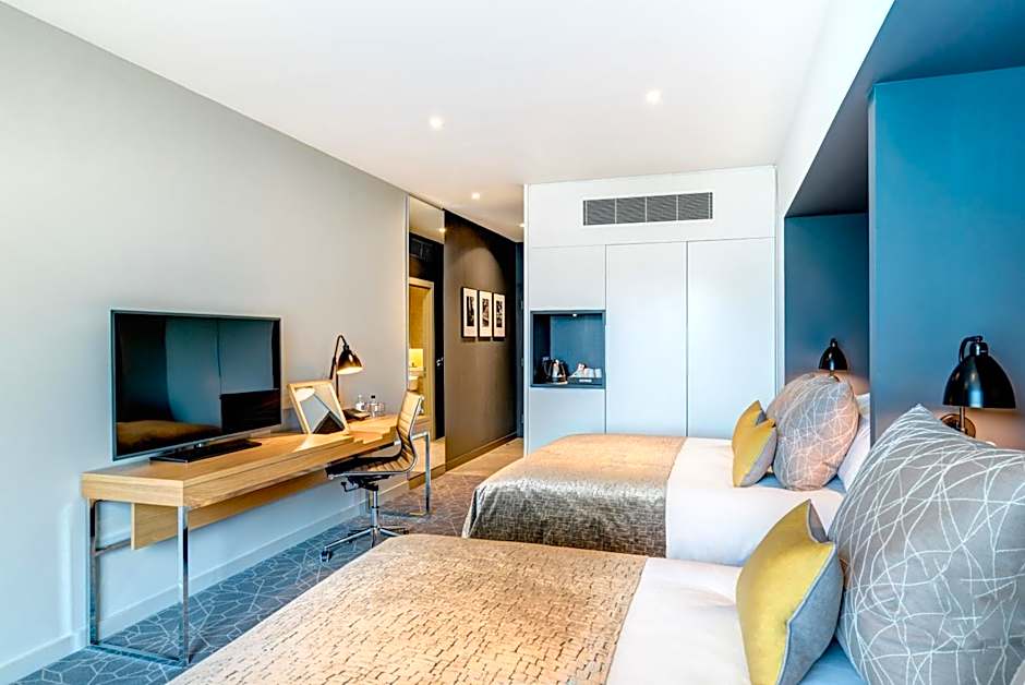Apex City of Bath Hotel