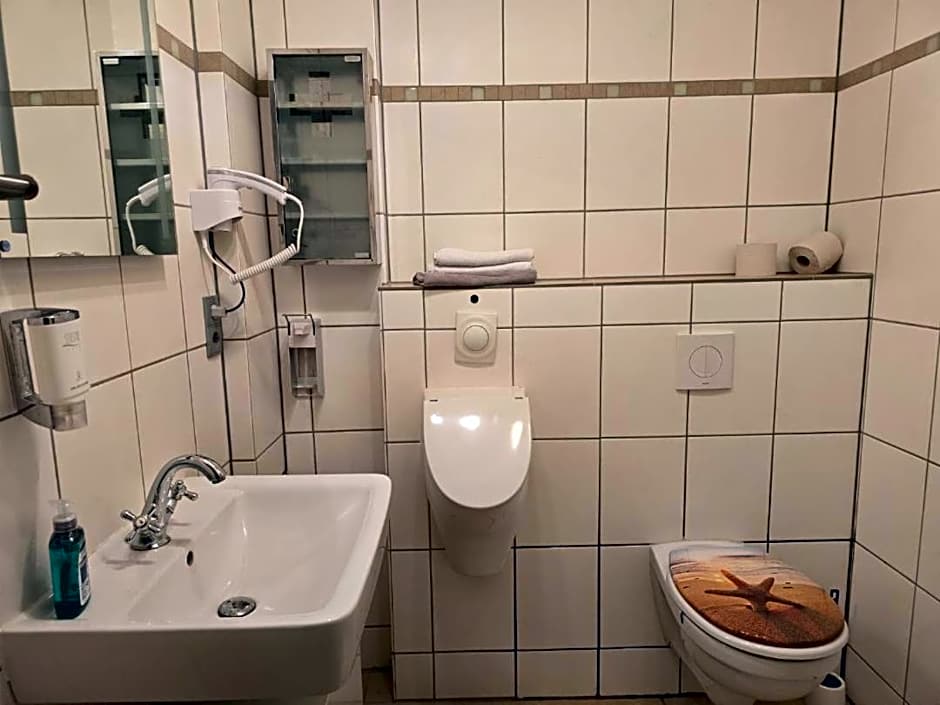 Balthasar Neumann Speiserei & Gästehaus - Zentrum Brühl -E-Ladestation, nähe Phantasialand