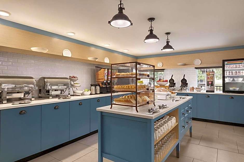 Country Inn & Suites by Radisson, Pigeon Forge South, TN