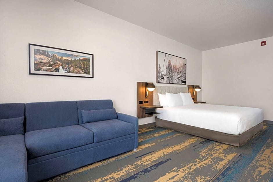LaQuinta by Wyndham Parker CO