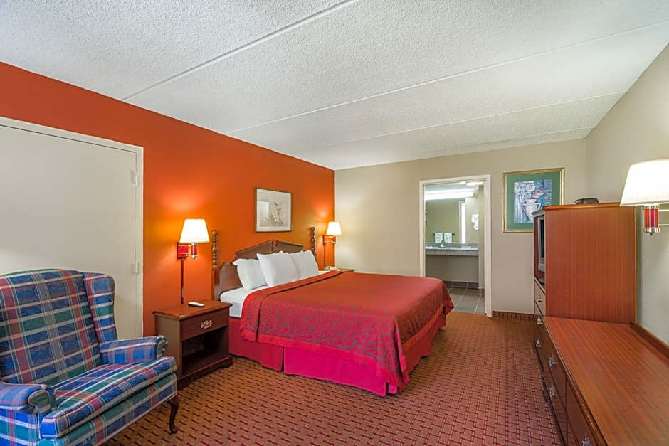 Days Inn by Wyndham Hurricane Mills