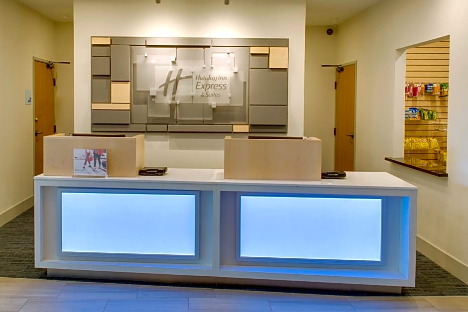 Holiday Inn Express Hotel & Suites Chickasha By IHG