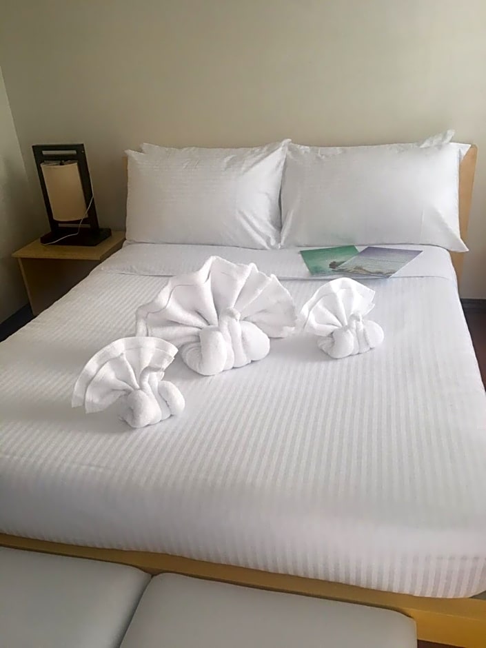 Shore Time Hotel Javier Leyte