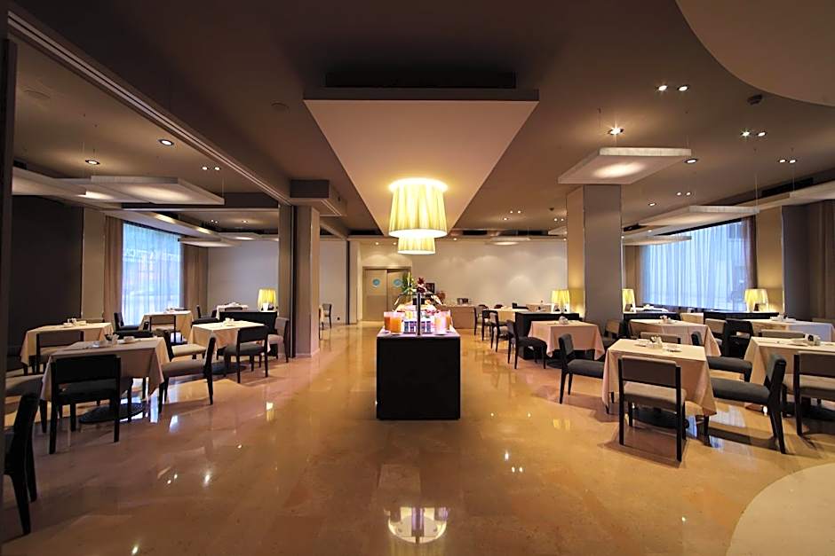 Attica 21 Barcelona Mar