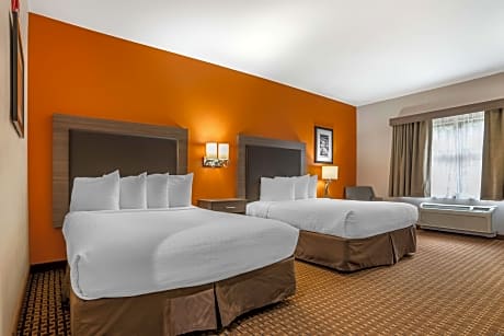 2 Queen Beds, Mobility Accessible, Roll In Shower, Non-Smoking, Full Breakfast
