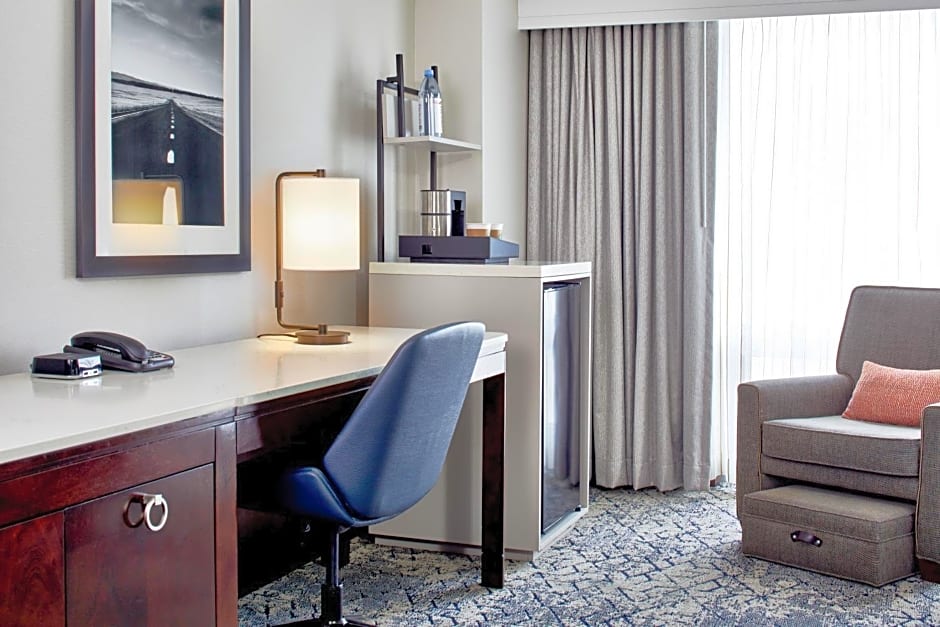 Sheraton Indianapolis Hotel at Keystone Crossing