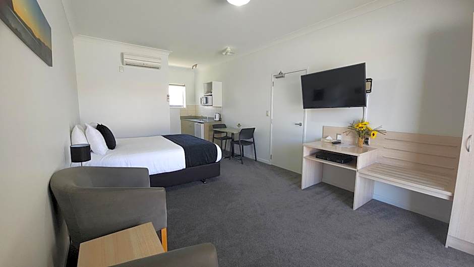 Sierra Motel and Apartments