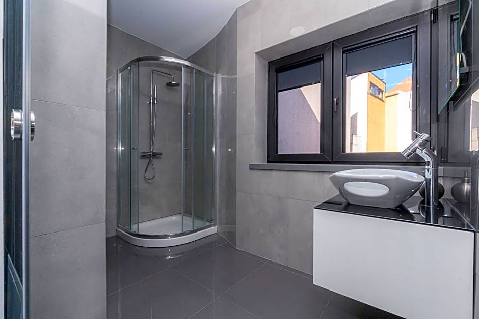 Ergosuites