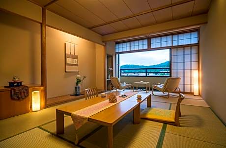 Japanese-Style Superior Room with River View