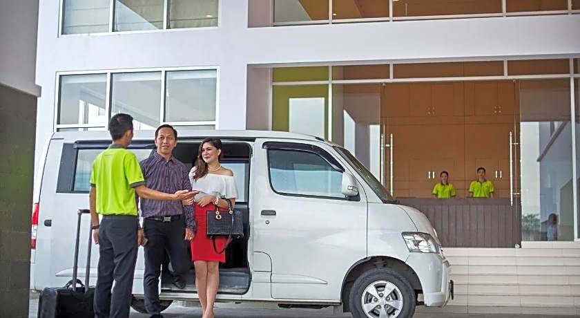 Whiz Prime Hotel Megamas Manado