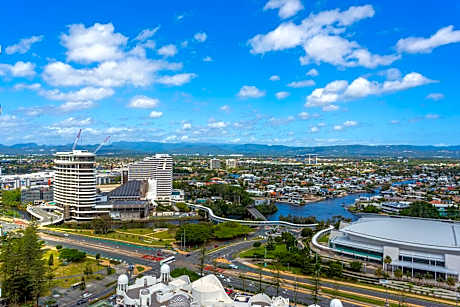 4 Bedroom Sub Penthouse - Ocean Views
