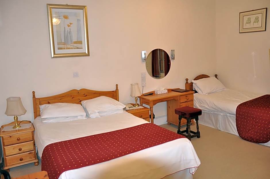 The Roundabout Hotel