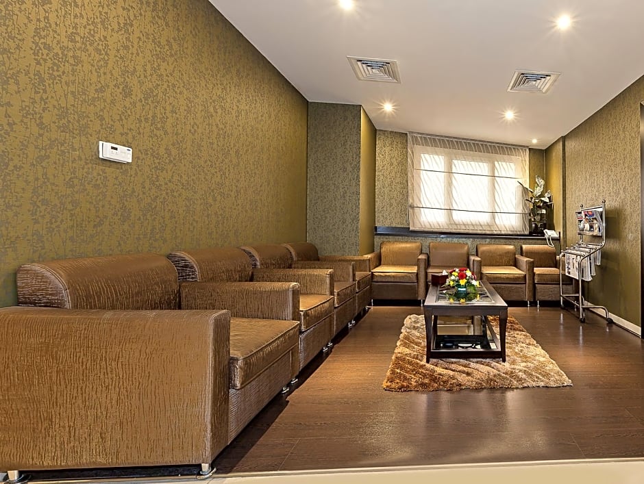 Florida Square Hotel