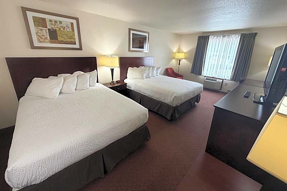 Travelodge by Wyndham Ishpeming/Marquette