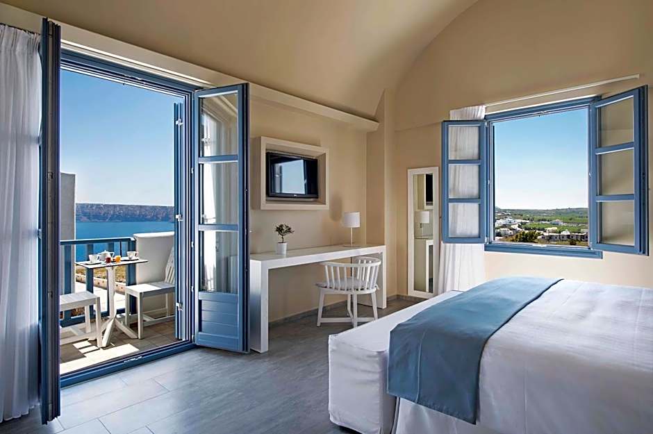 Acroterra Rosa Luxury Suites