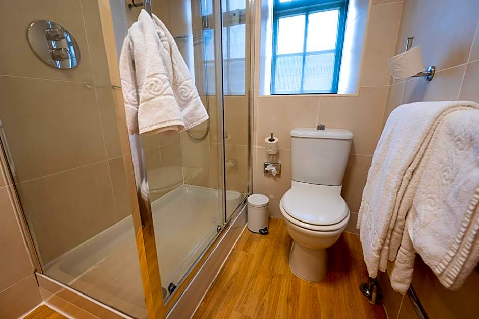 Cross Hands Hotel by Greene King Inns