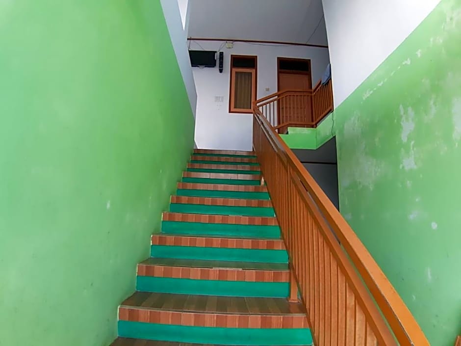 OYO Life 2884 Wisma Jatnika Syariah