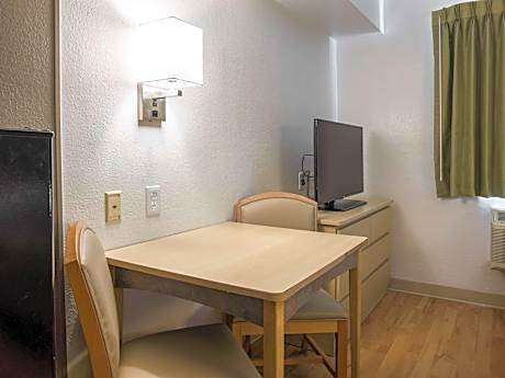 Quadruple Room - Non-Smoking