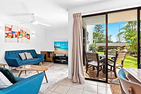 One-Bedroom Apartment (AC Loungeroom only)