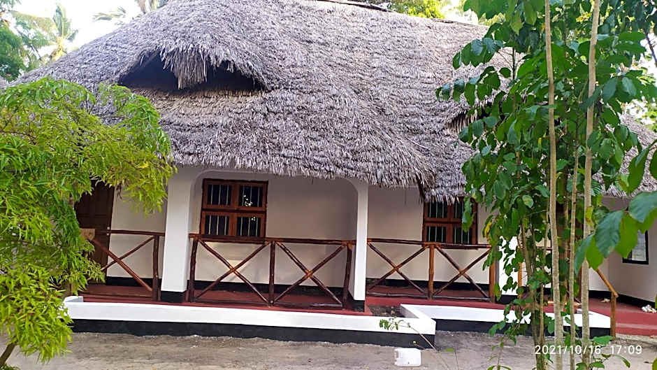 Menai Bay Beach Bungalows