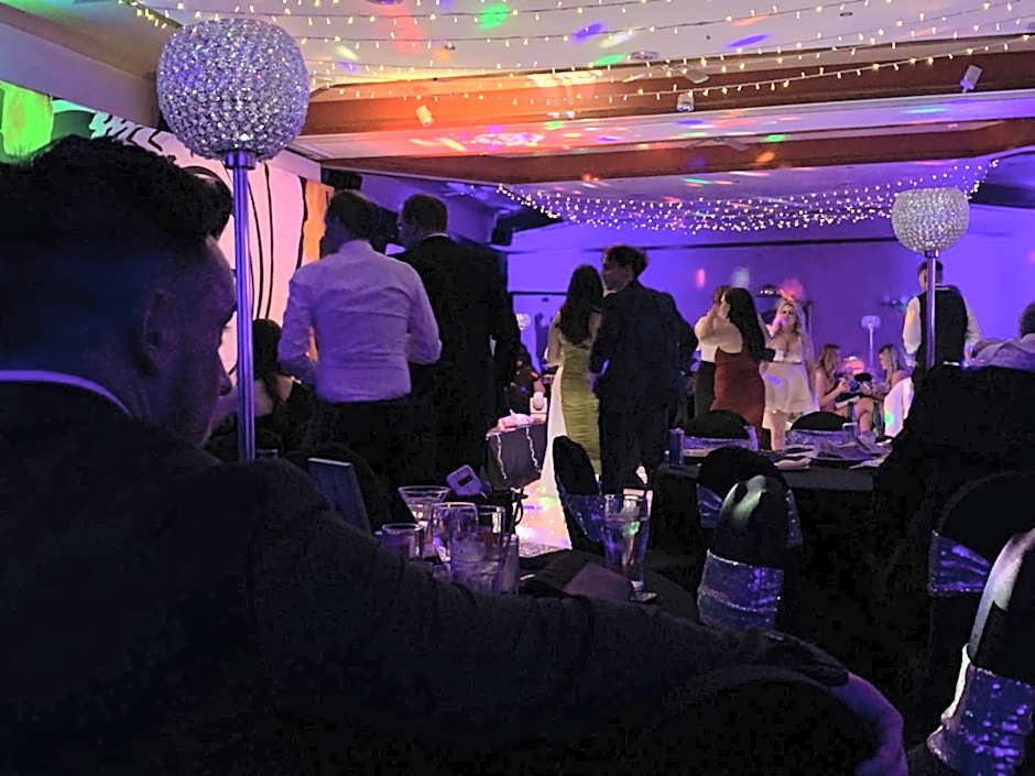 OYO Dunmar House Hotel