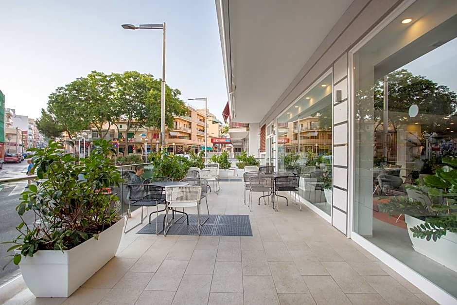 Planet Hotels ONE - Adults Only 16 years