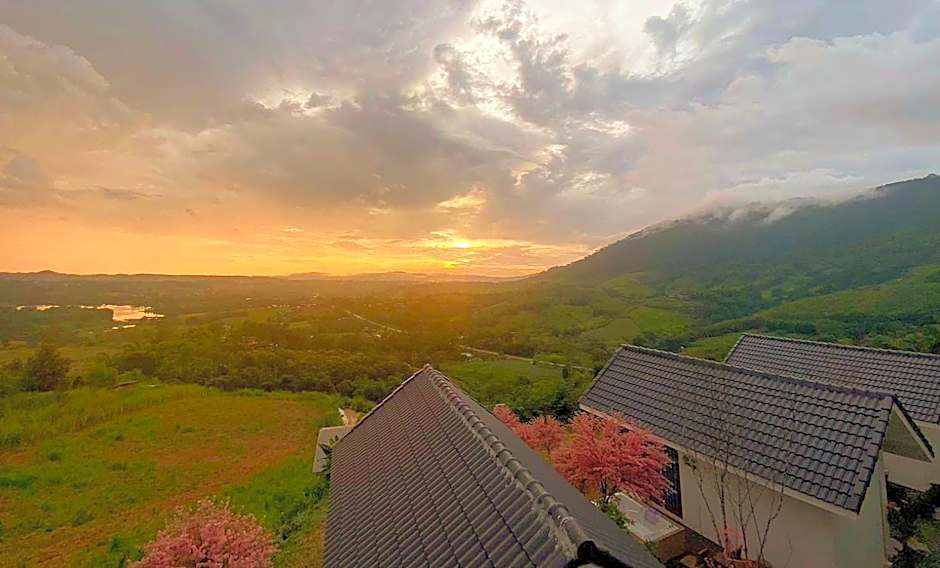 Sirine​ Onsen​ รีสอร์ทออนเซนวิวทะเลหมอก