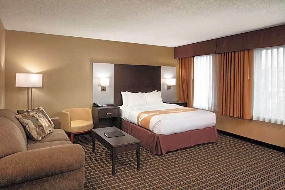 Quality Inn & Suites Windsor
