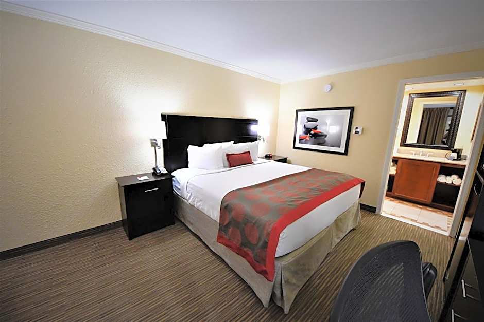 Ramada by Wyndham Jacksonville Hotel & Conference Center