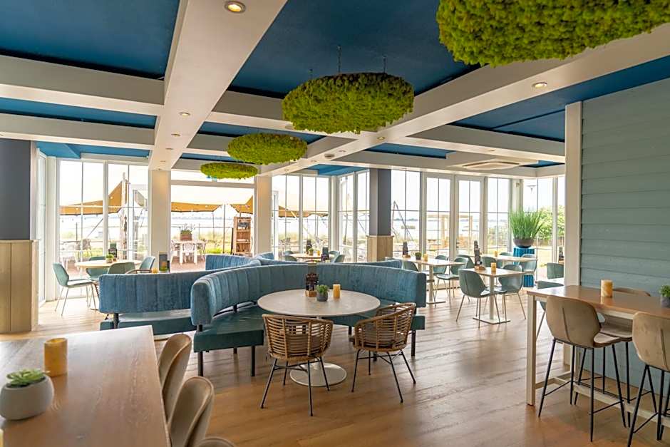 Beachhotel Cape Helius