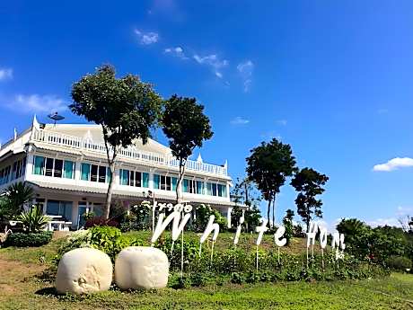 Khaokor Whitehome Resort