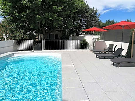 Logis Le Printemps Hôtel Restaurant - Montélimar