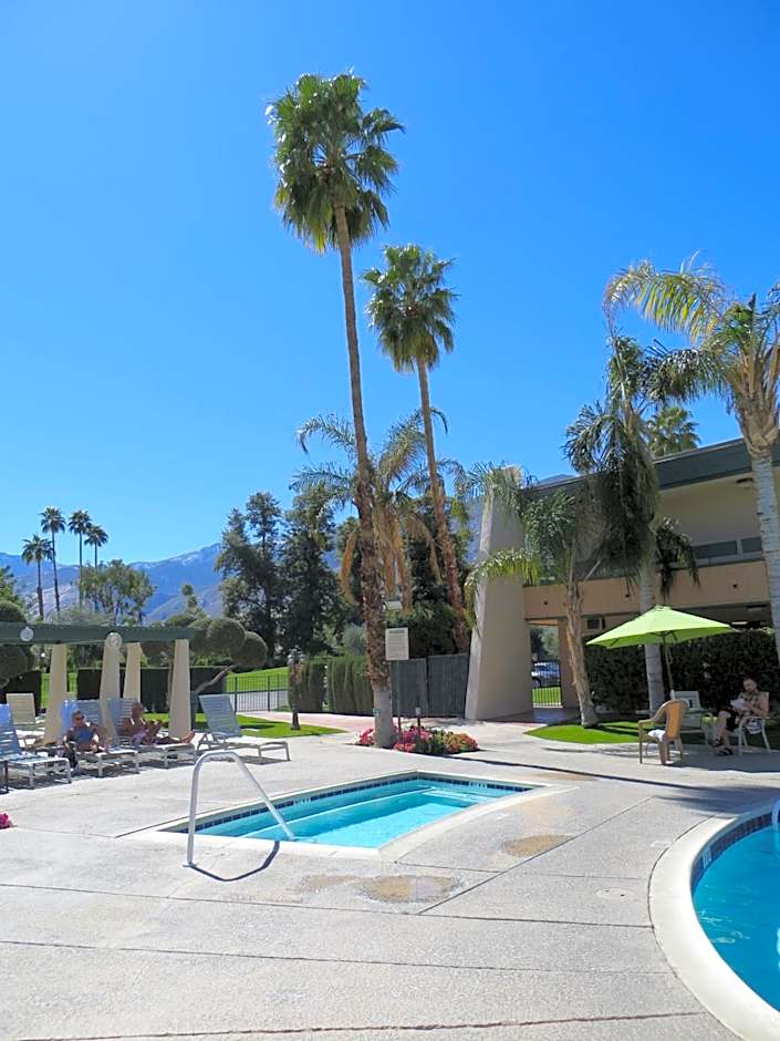 Travelodge by Wyndham Palm Springs