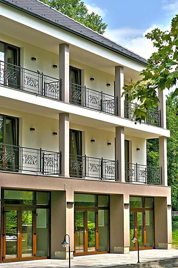 Boutique Hotel Divina