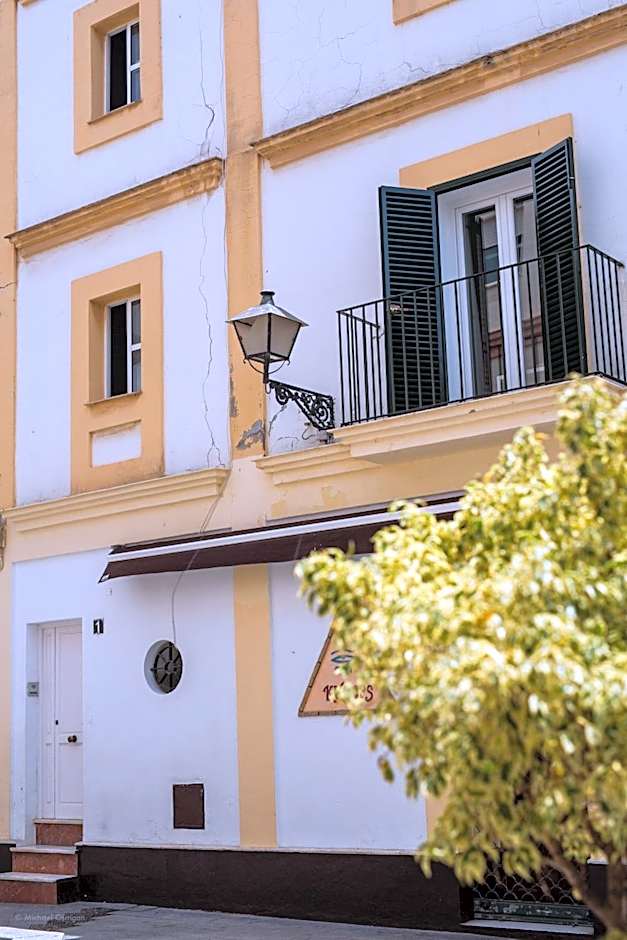 Apartamentos Los Cantaros