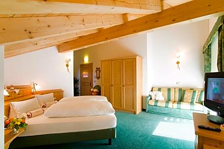 Superior Double or Twin Room with Balcony