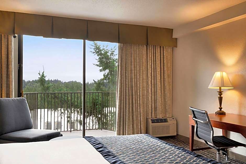 Baymont by Wyndham Bremerton WA