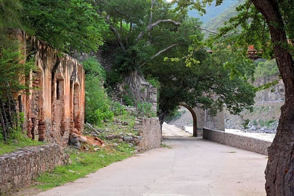 Copper Canyon Riverside Lodge