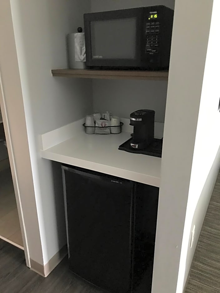 Holiday Inn Express Toledo West - Napoleon By IHG
