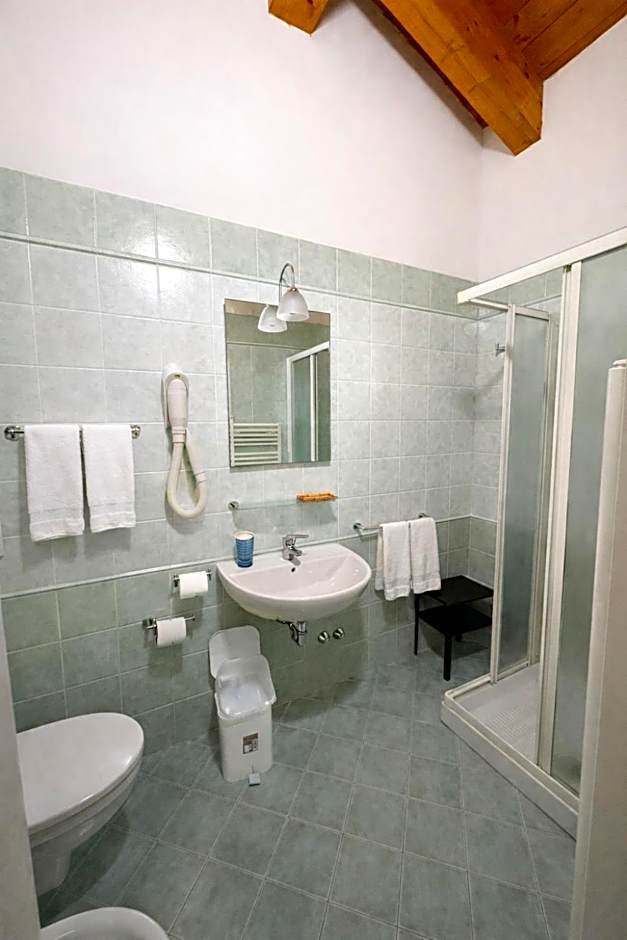 Hotel Sasselli Dipendenza Hotel Zamagna