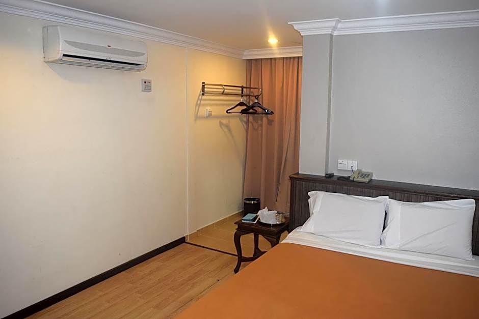 Photo 1 of 4 of Deluxe Double Room