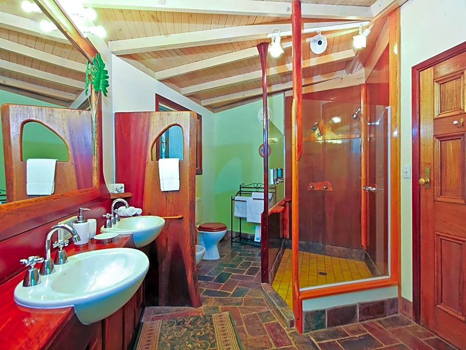 Wollumbin Palms Rainforest Retreat