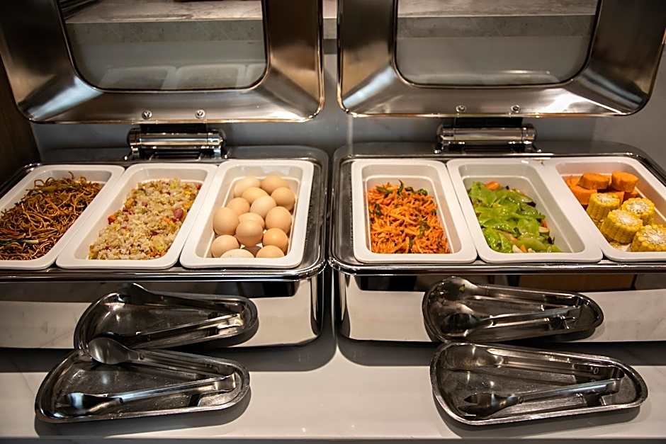 Hanting Hotel Wuhan Wuchang Railway Station